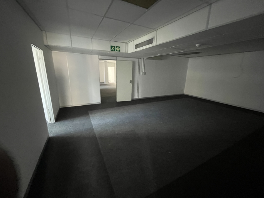 To Let commercial Property for Rent in Bo Oakdale Western Cape
